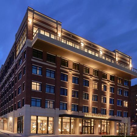 The Merrill Hotel & Conference Center, Muscatine, A Tribute Portfolio Hotel Экстерьер фото