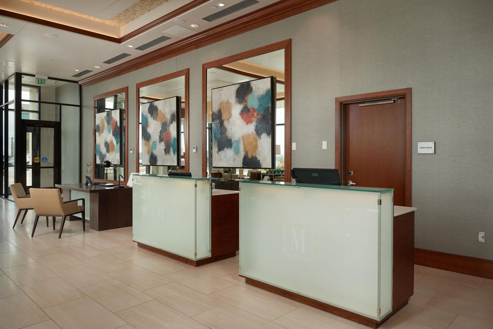 The Merrill Hotel & Conference Center, Muscatine, A Tribute Portfolio Hotel Экстерьер фото